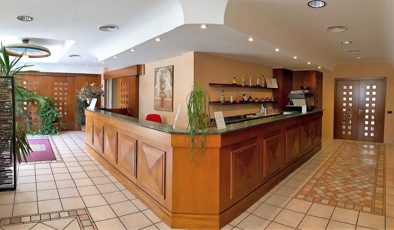 Hotel Sollievo - San Gennaro San Giovanni Rotondo Bagian luar foto